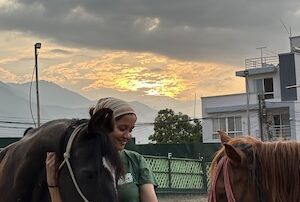 Prasiddhi Tabela Social Media